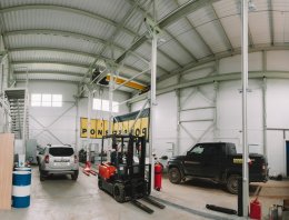 Грузовая СТО  из сэндвич-панелей, построенная компанией Альянс - Грузовая СТО , д. Трушковы, Кировская область